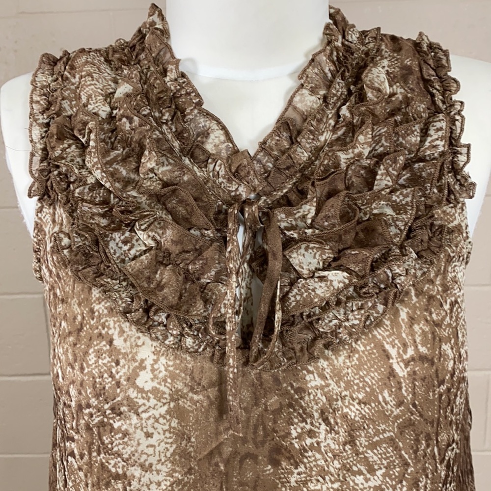 BLUE TASSEL: Brown Ruffle Tank - Picture 3 of 7